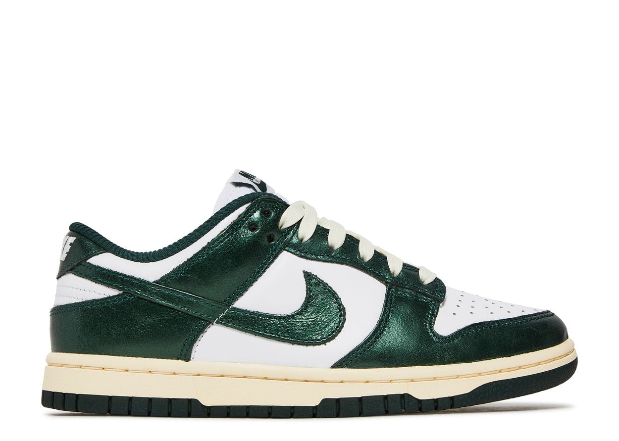 Nike Dunk Low Vintage Green (W)