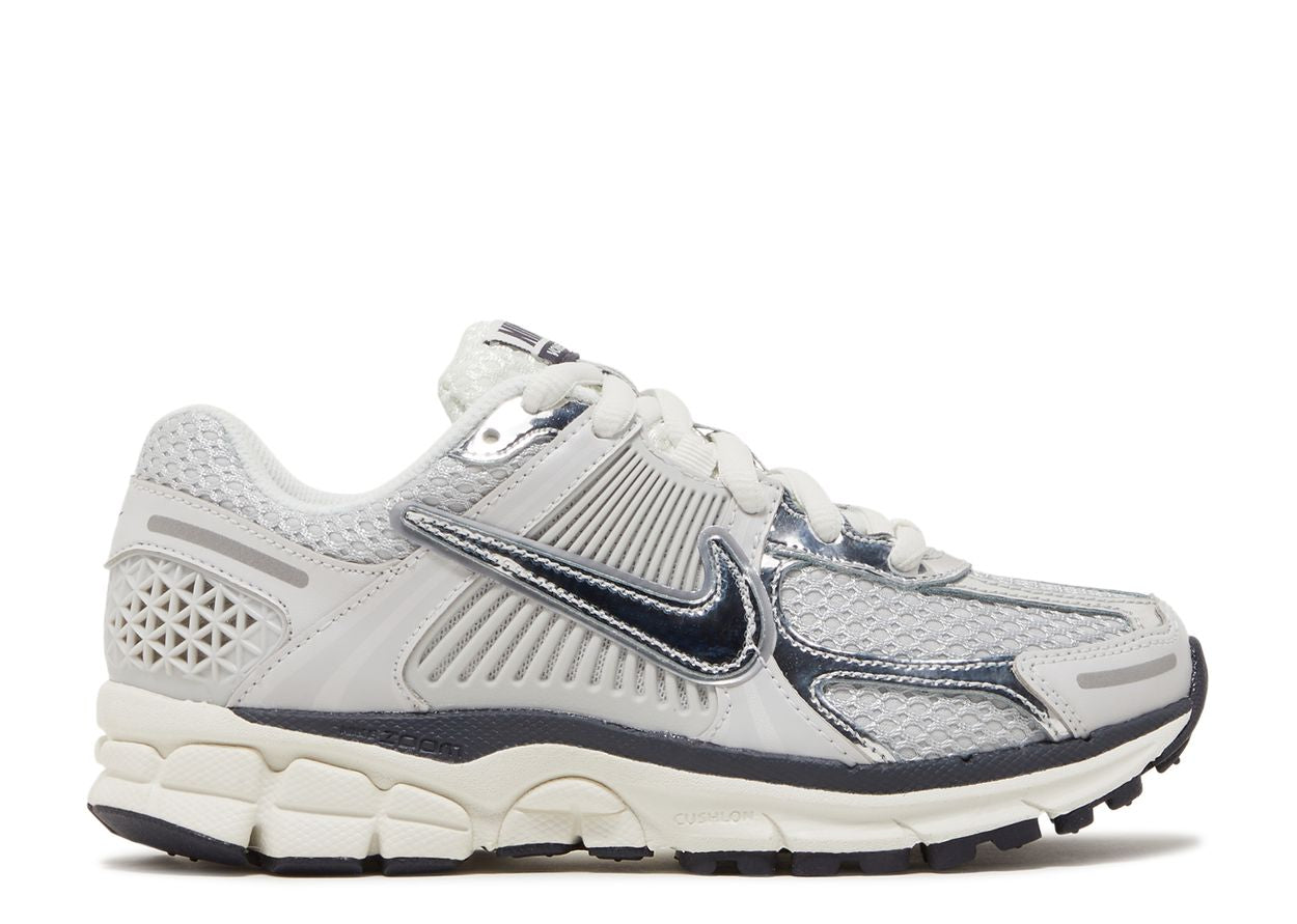 Nike Zoom Vomero 5 Photon Dust Metallic Silver (W)