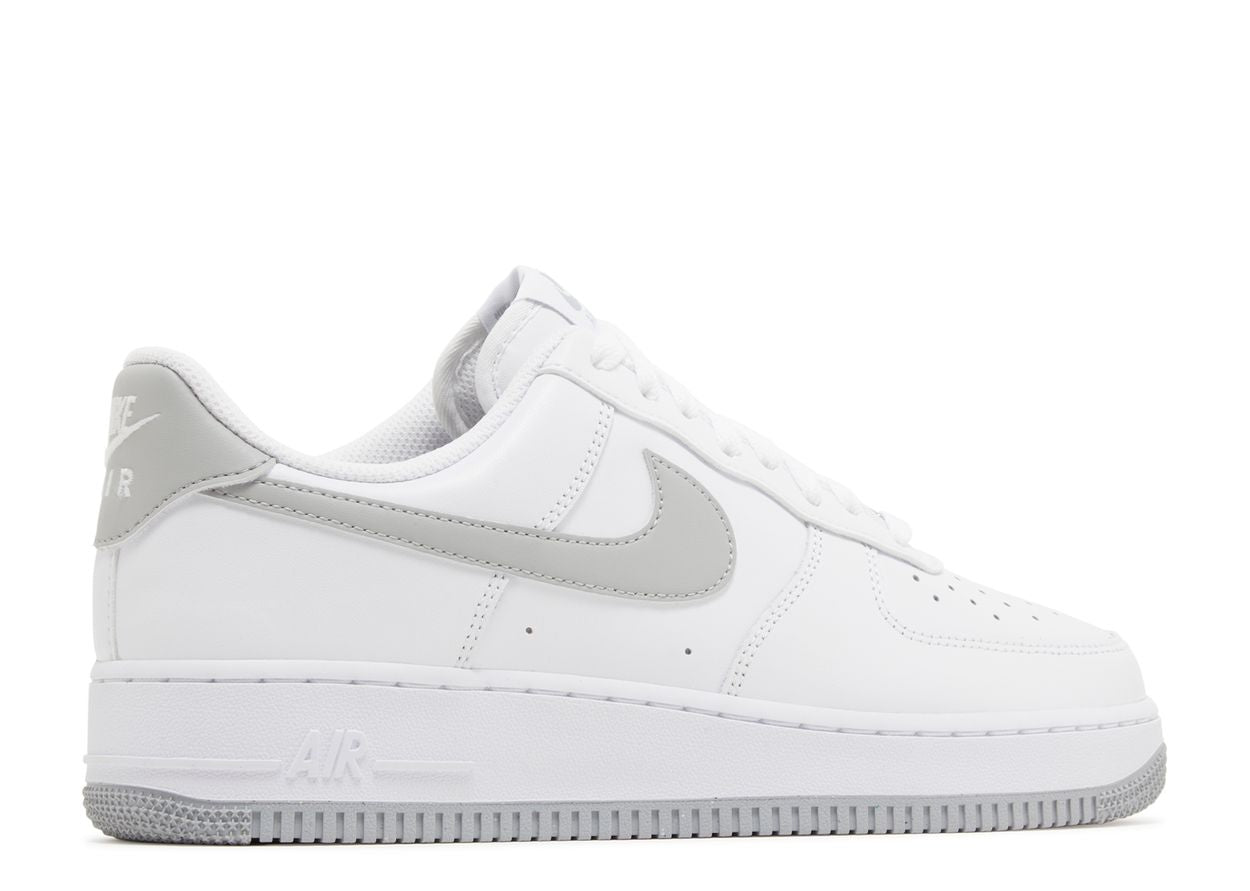 Nike Air Force 1 Low '07 White Light Smoke Grey